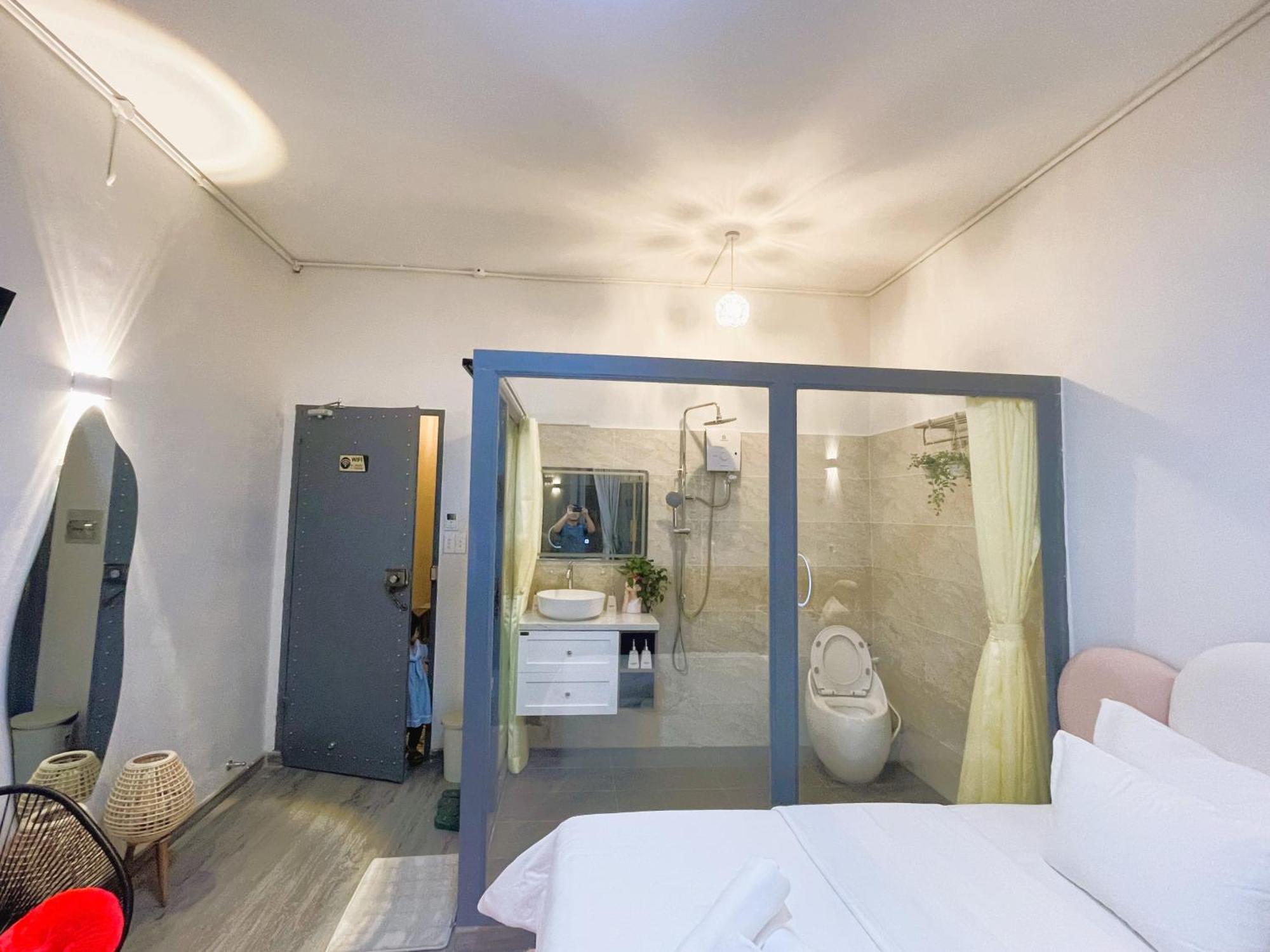6Even Hotel - Have A Staycation In The Cafe Apartments Building Ho Şi Min Dış mekan fotoğraf