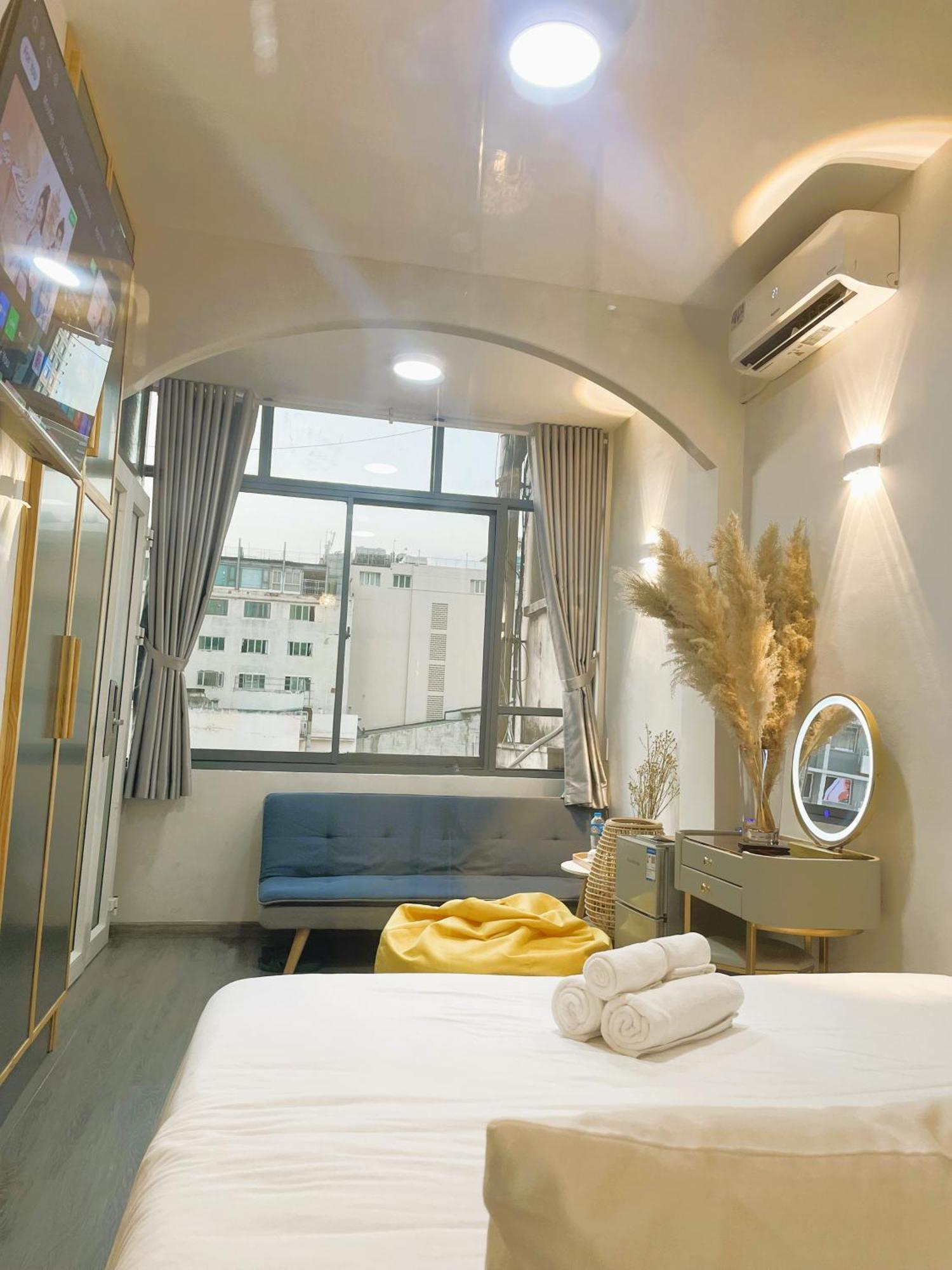 6Even Hotel - Have A Staycation In The Cafe Apartments Building Ho Şi Min Dış mekan fotoğraf
