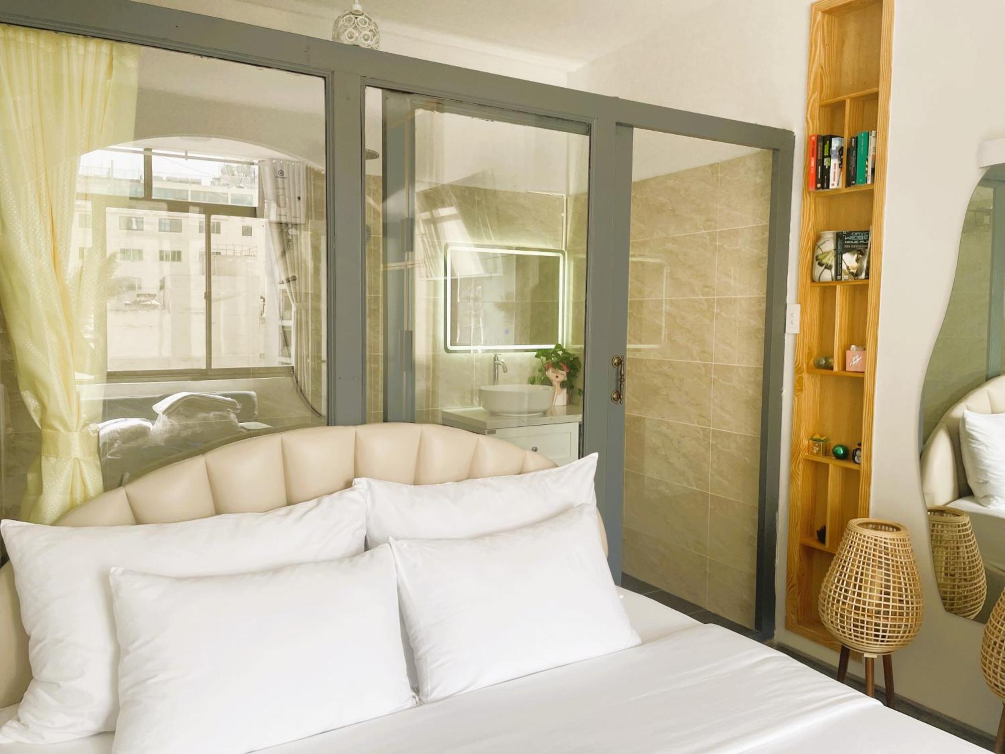 6Even Hotel - Have A Staycation In The Cafe Apartments Building Ho Şi Min Dış mekan fotoğraf