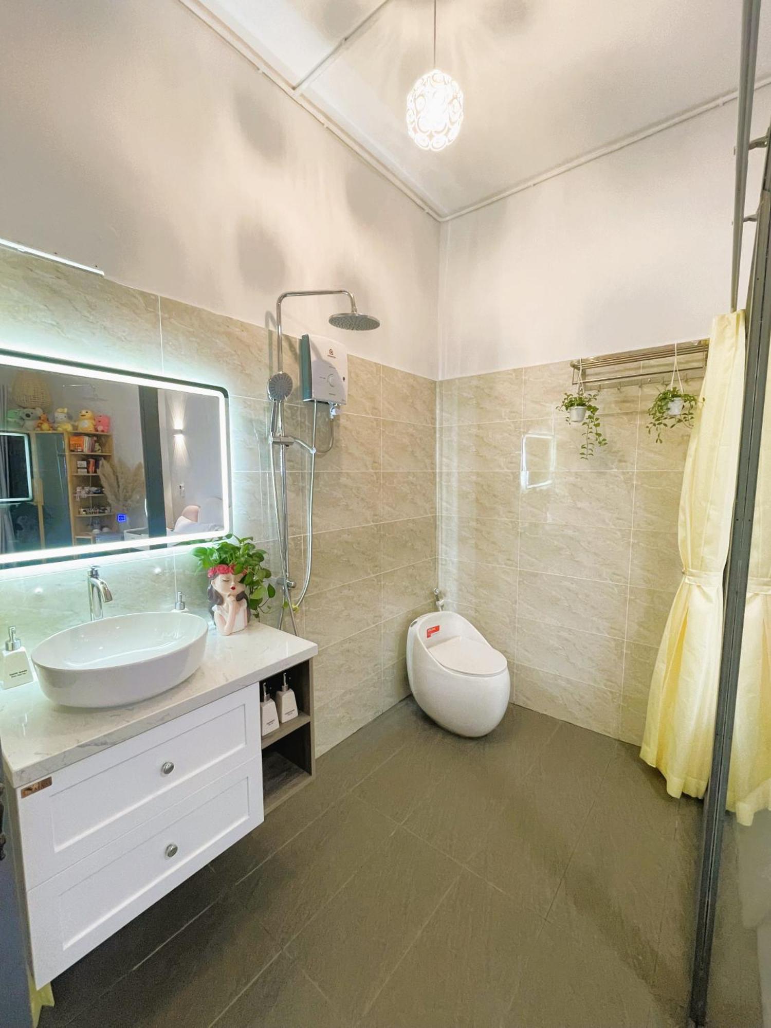 6Even Hotel - Have A Staycation In The Cafe Apartments Building Ho Şi Min Dış mekan fotoğraf