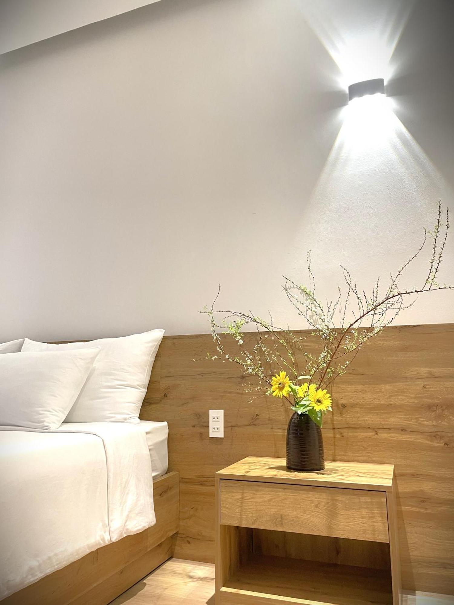 6Even Hotel - Have A Staycation In The Cafe Apartments Building Ho Şi Min Dış mekan fotoğraf
